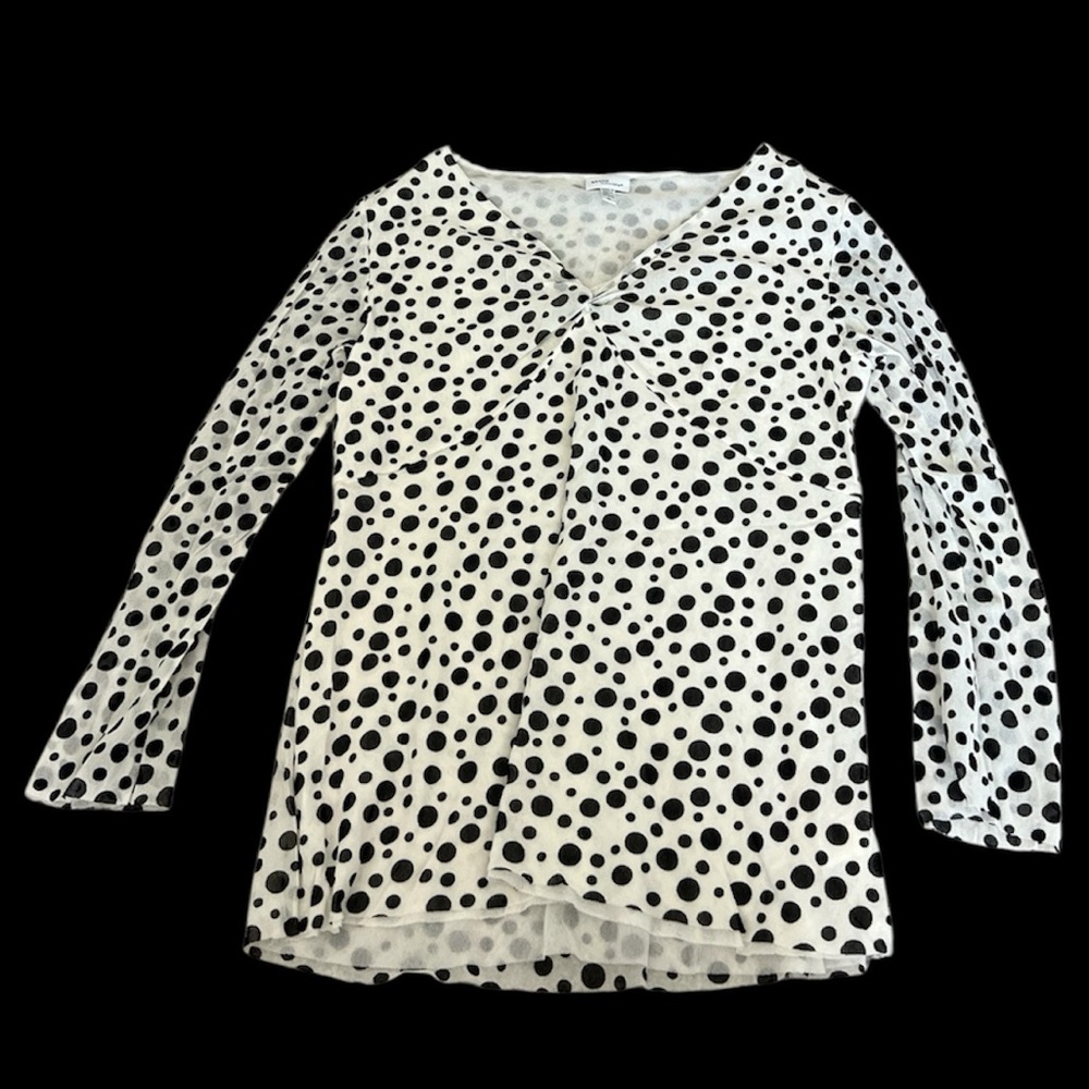 ▪️MIMI MATERNITY: Women’s M, white w/black polka dots long sleeve v-neck top▪️